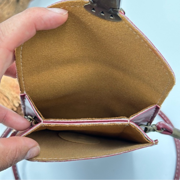 Bags IUnbranded Small
Messenger Crossbody/Shoulder Bag - Picture 8 of 12